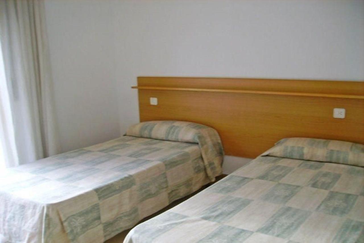 Apartamentos Port Gavina Els Pins Кембрилс Екстериор снимка